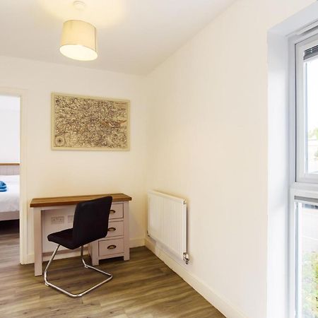 Raphael Retreat Apartamento Newport  Exterior foto