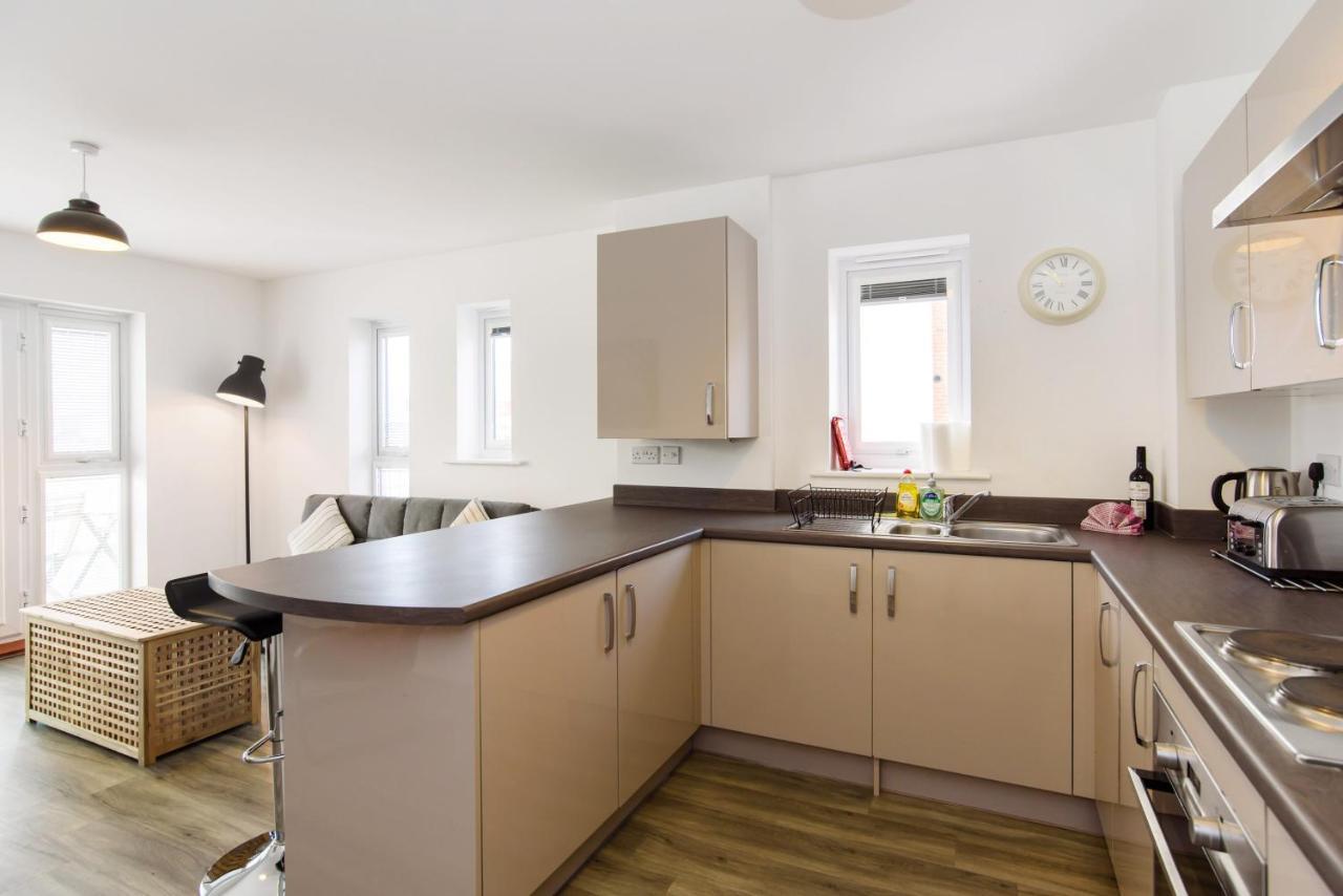 Raphael Retreat Apartamento Newport  Exterior foto