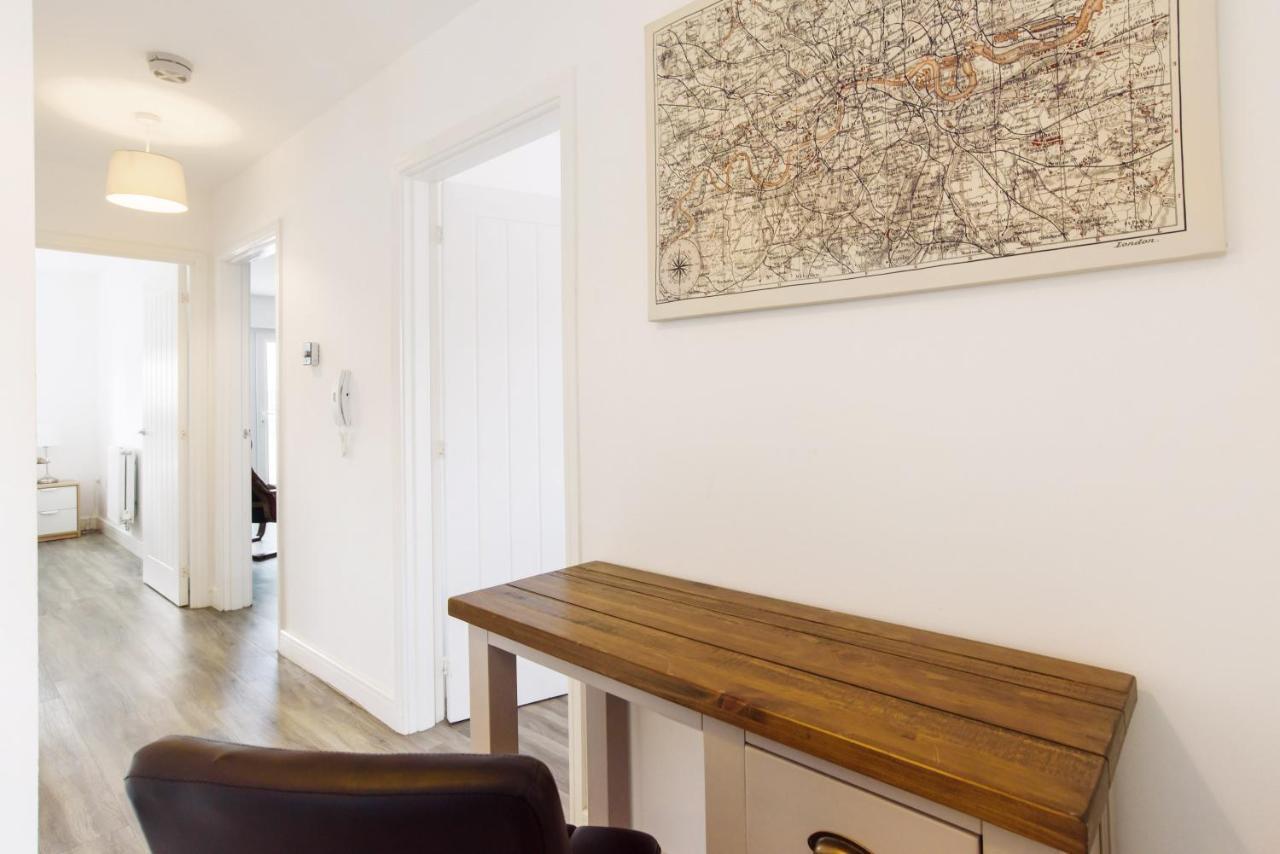 Raphael Retreat Apartamento Newport  Exterior foto