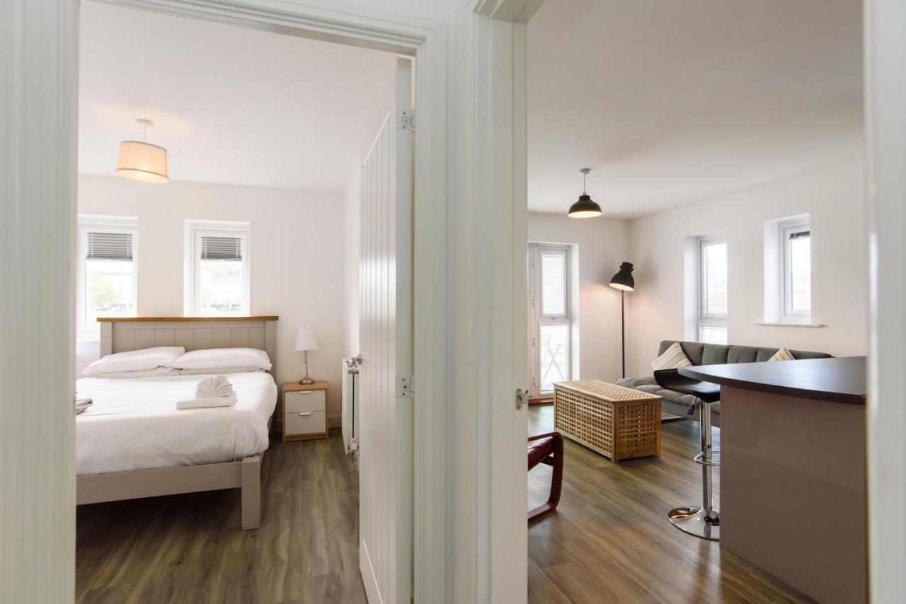 Raphael Retreat Apartamento Newport  Exterior foto